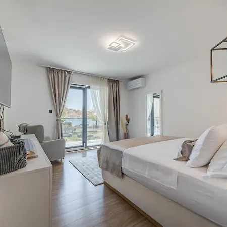 Casa Vecchia * تروغير